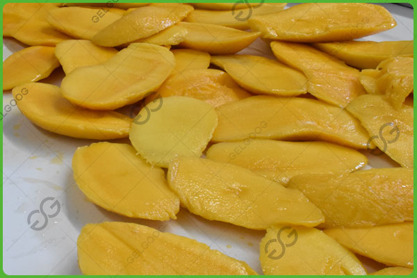 peeled mango